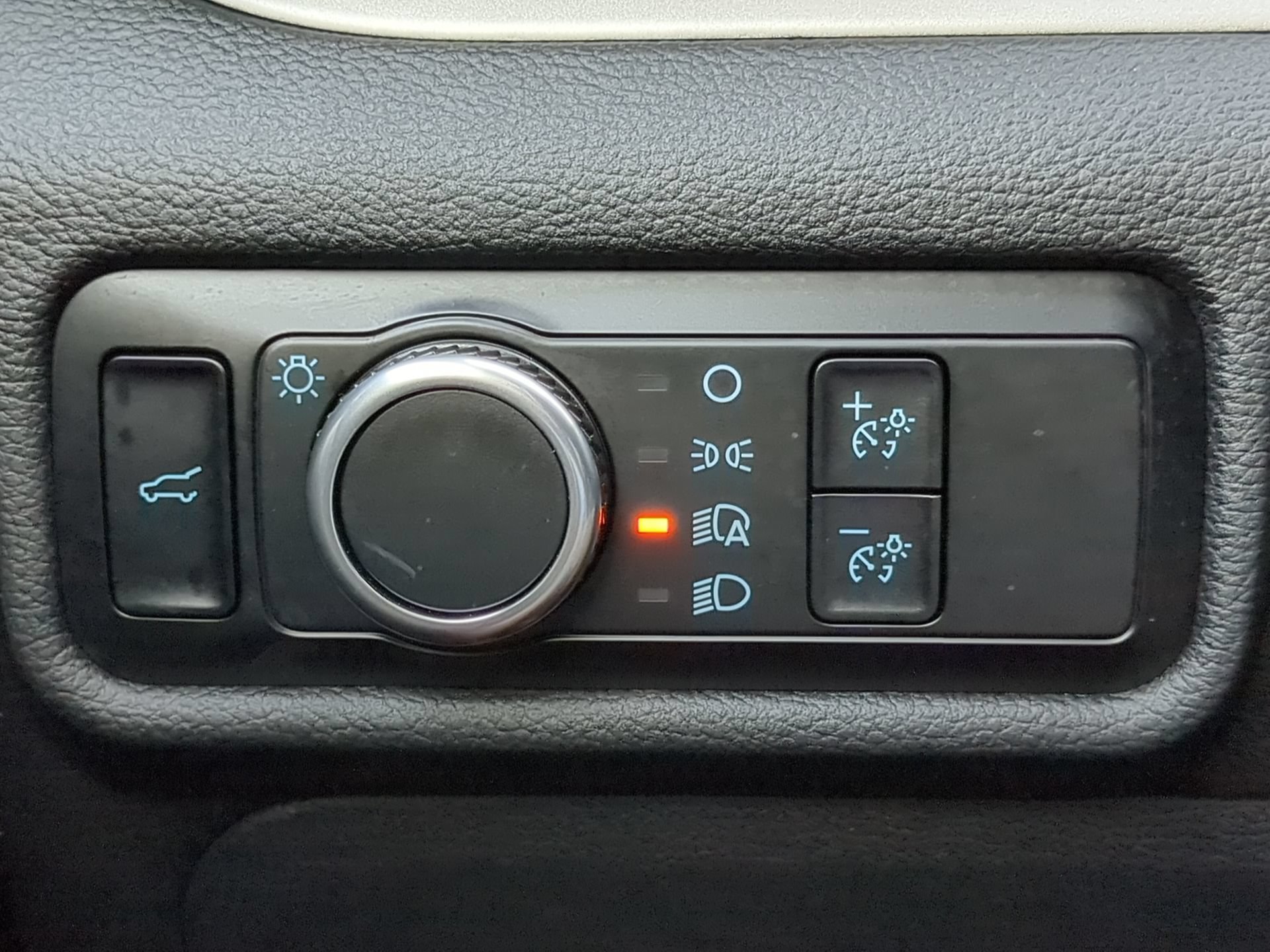 Certified 2023 Ford Explorer XLT AWD/4WD image 64