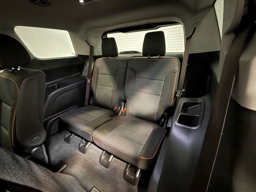 Used 2023 GMC Acadia AT4 image 49
