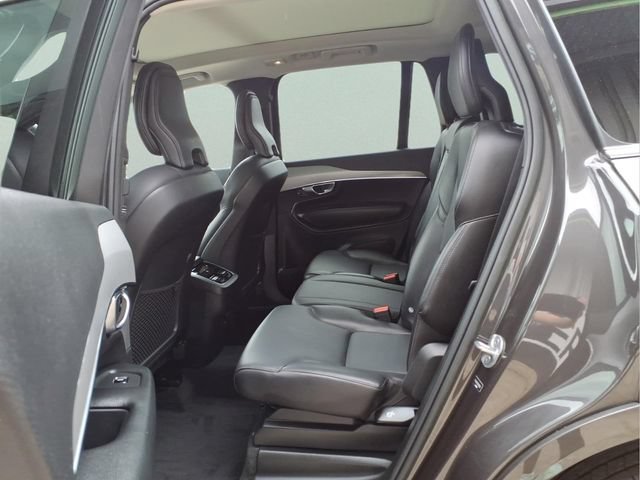 Used 2023 Volvo XC90 B5 Core AWD/4WD image 22
