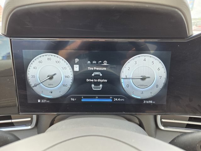 Used 2025 Hyundai Elantra SEL FWD image 28