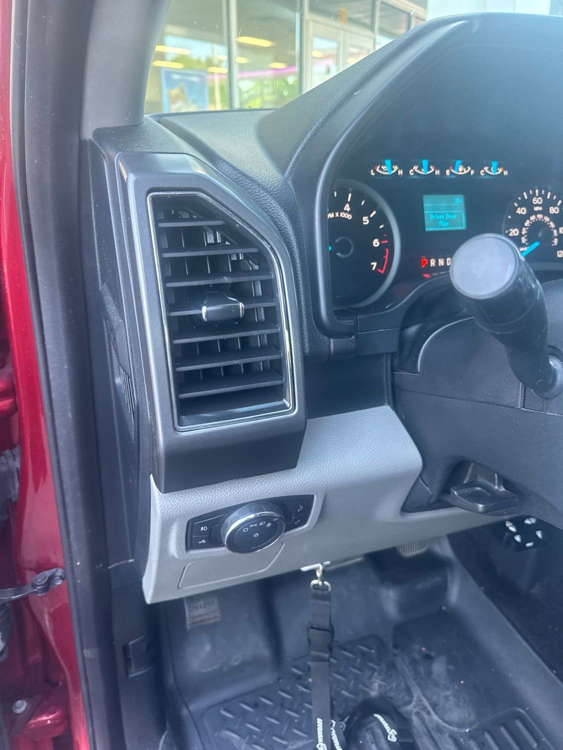 Used 2017 Ford F150 XLT AWD/4WD image 14