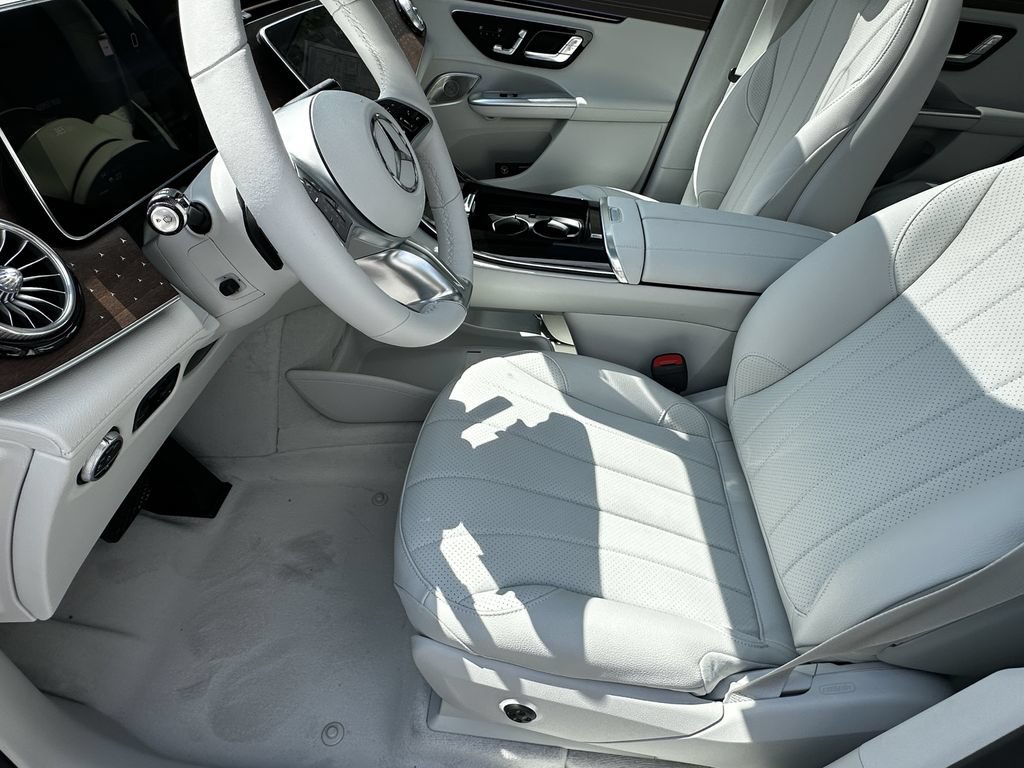 New 2027 Mercedes-Benz EQE 320+ SUV image 10