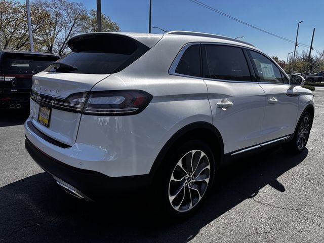 Used 2023 Lincoln Nautilus Reserve w/ Equipment Group 201A image 5