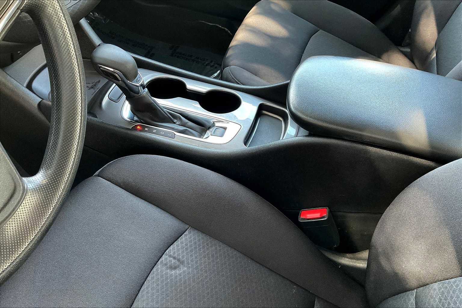 Used 2023 Chevrolet Malibu LS image 15