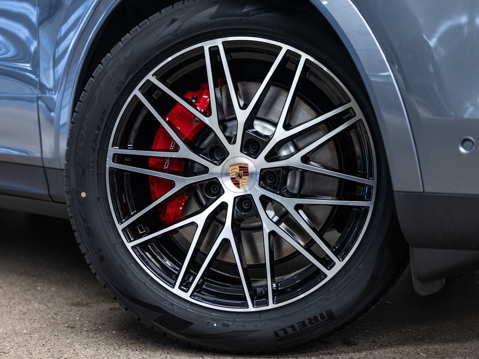 New 2026 Porsche Cayenne S AWD/4WD image 17