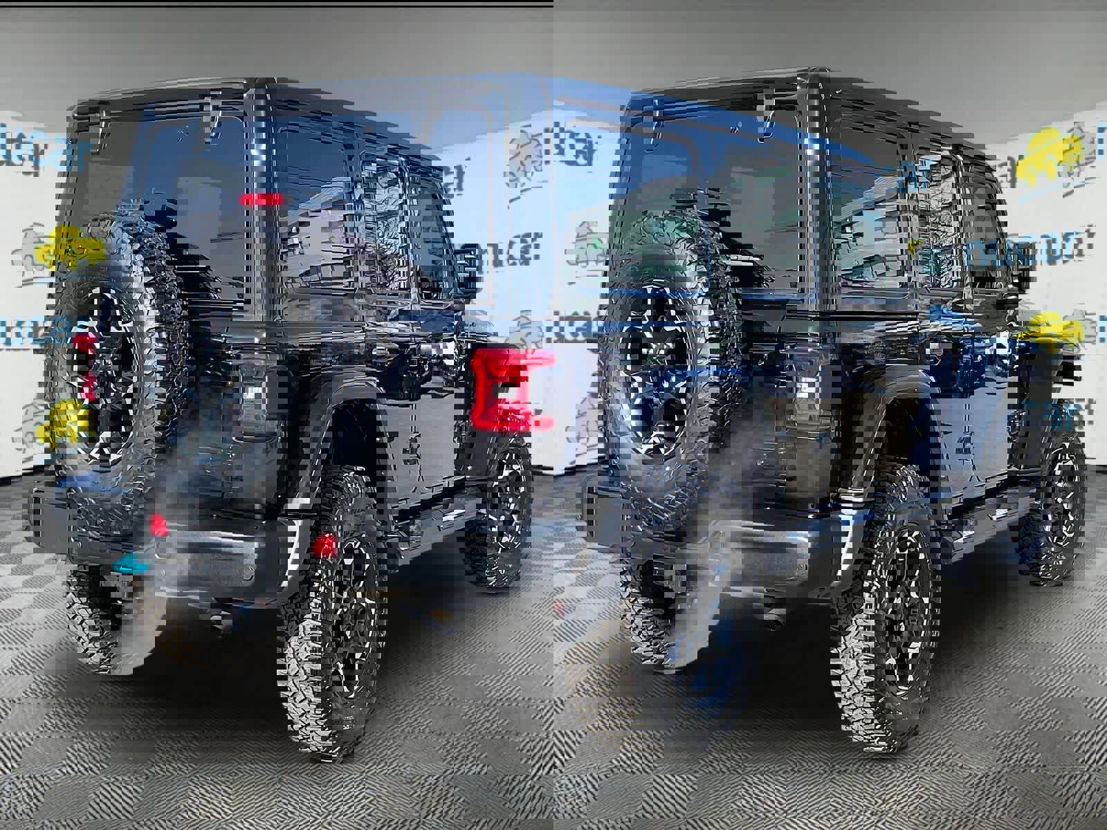 Used 2021 Jeep Wrangler Unlimited Rubicon 4xe w/ Steel Bumper Group image 6