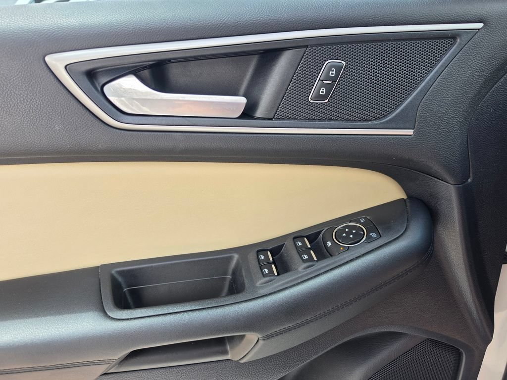 Used 2021 Ford Edge SEL w/ Convenience Package AWD/4WD image 20