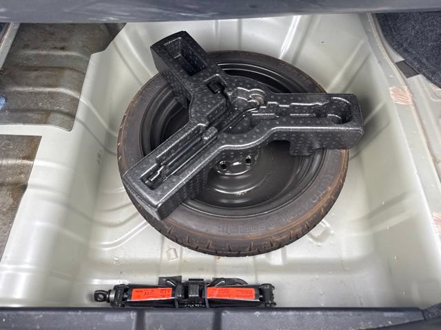 Used 2016 Nissan Sentra SV FWD image 25