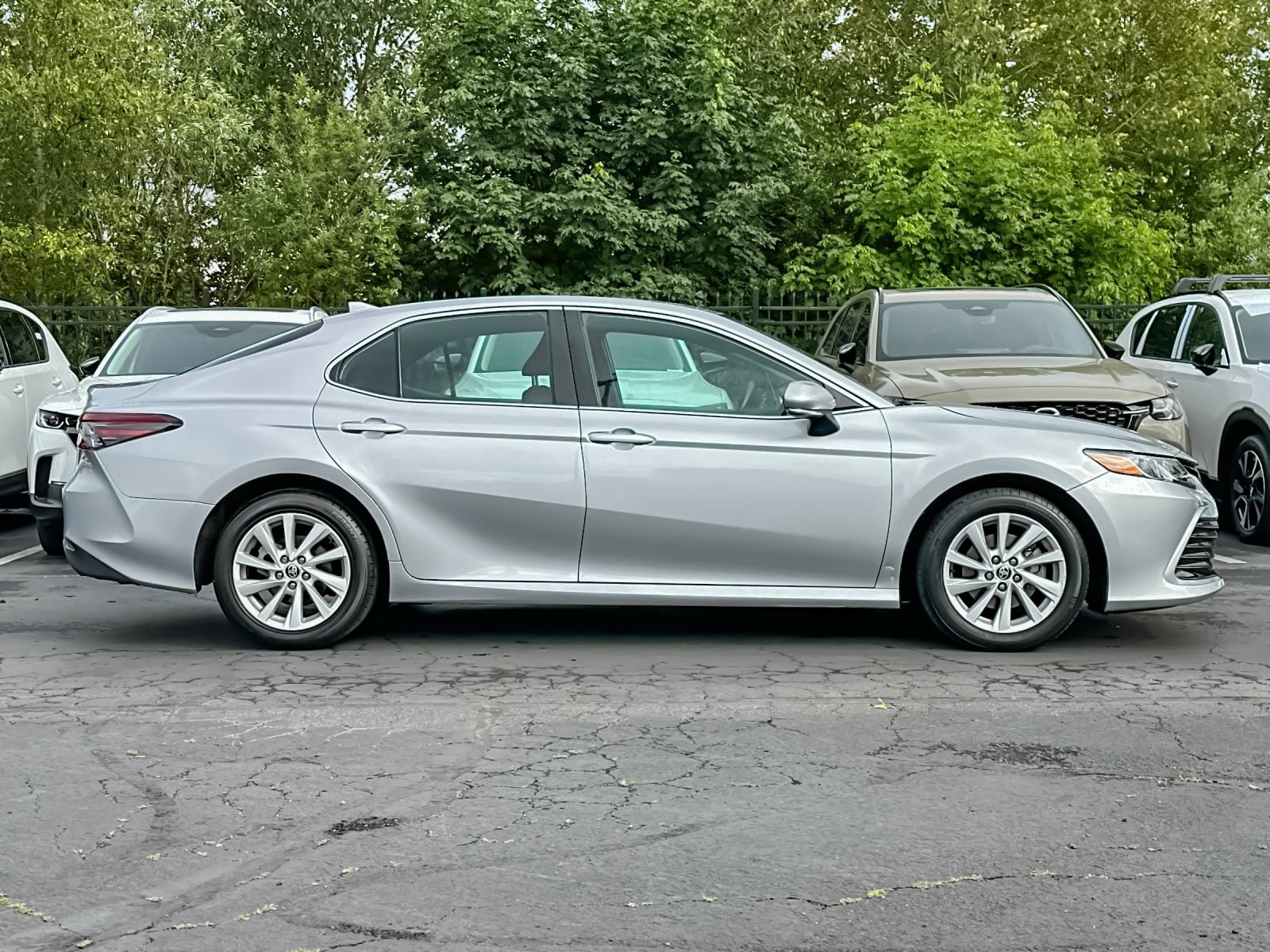 Used 2021 Toyota Camry LE w/ Cold Weather Package FWD image 3