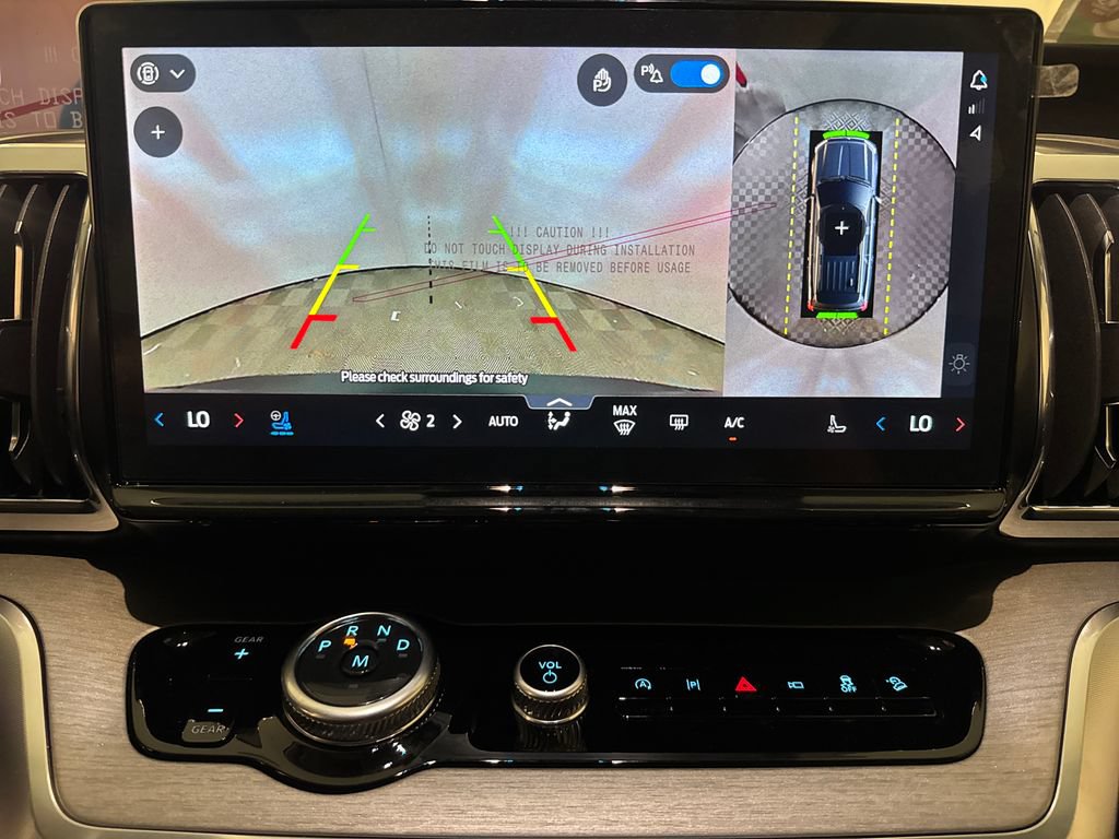 New 2026 Ford Expedition Max Platinum w/ Driver's Package AWD/4WD image 8