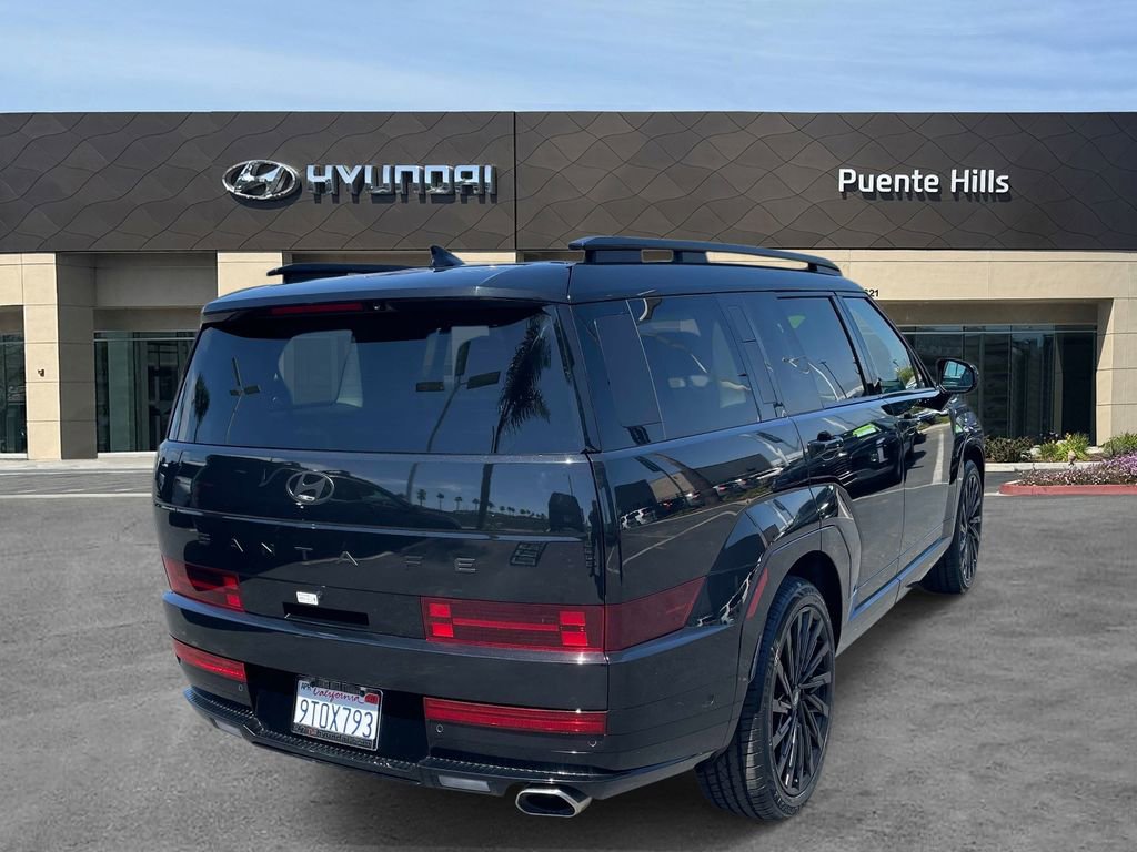 Used 2024 Hyundai Santa Fe Calligraphy FWD image 4