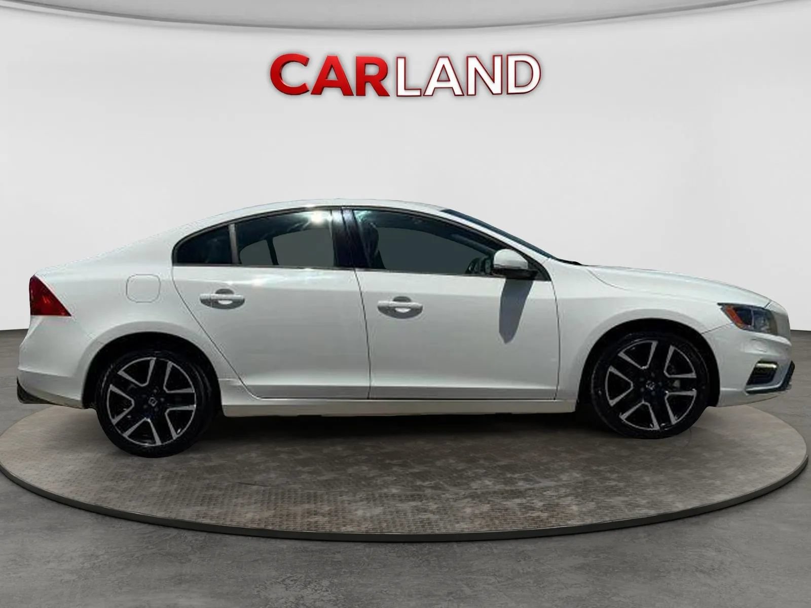 Used 2017 Volvo S60 T5 Dynamic FWD image 8