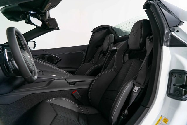 Used 2025 Chevrolet Corvette Z06 w/ Z07 Performance Package image 16