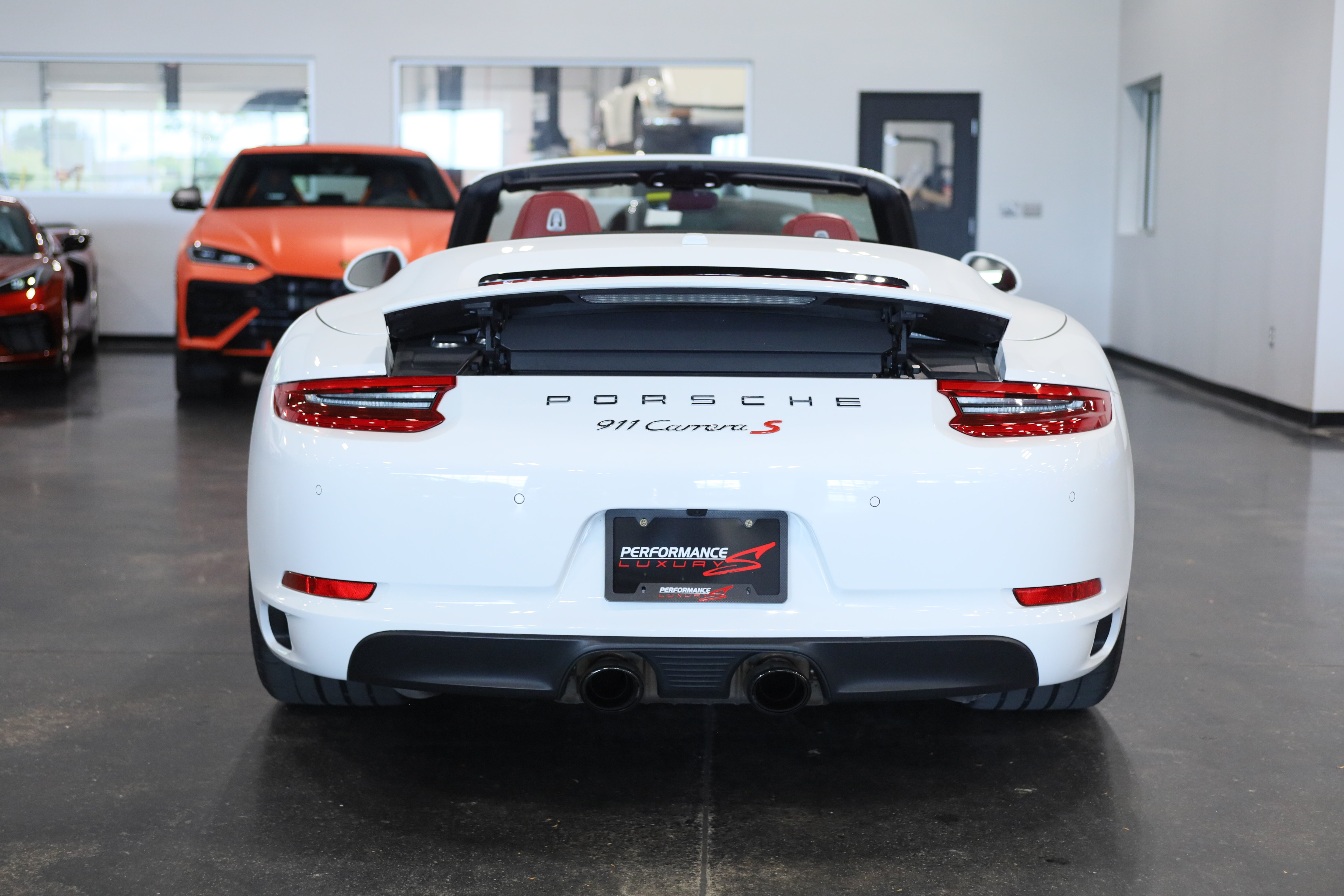 Used 2018 Porsche 911 Carrera S RWD image 7