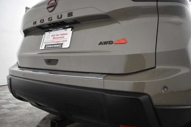 Used 2025 Nissan Rogue SV w/ Rock Creek Premium Package AWD/4WD image 40