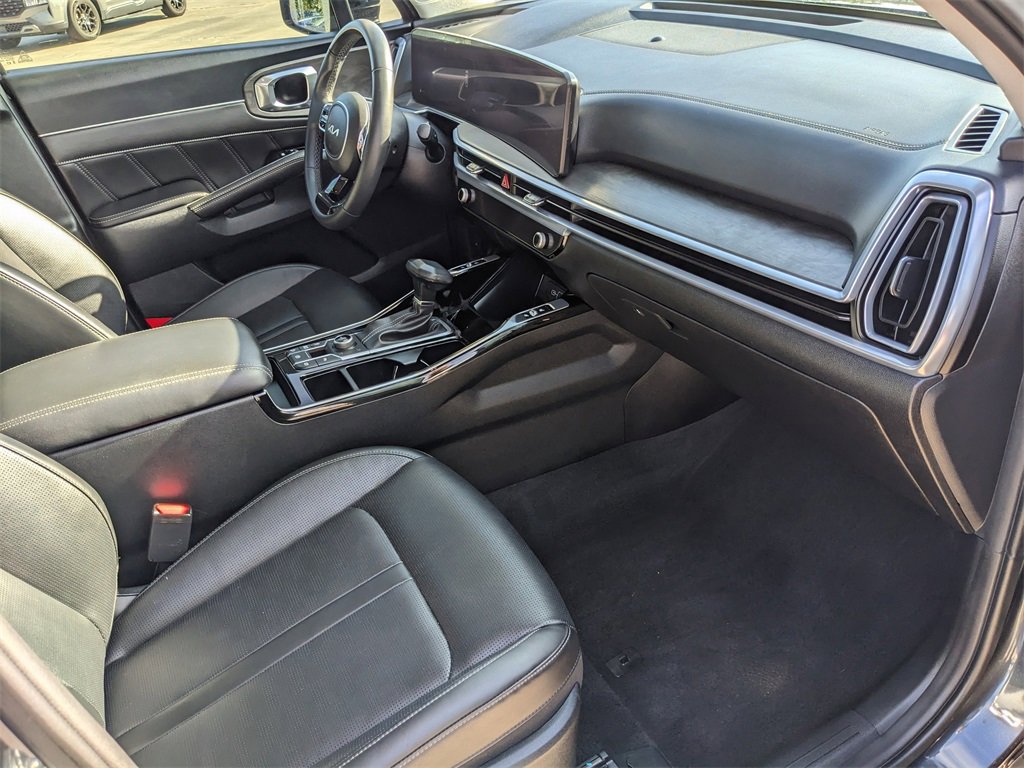 Certified 2024 Kia Sorento SX image 16