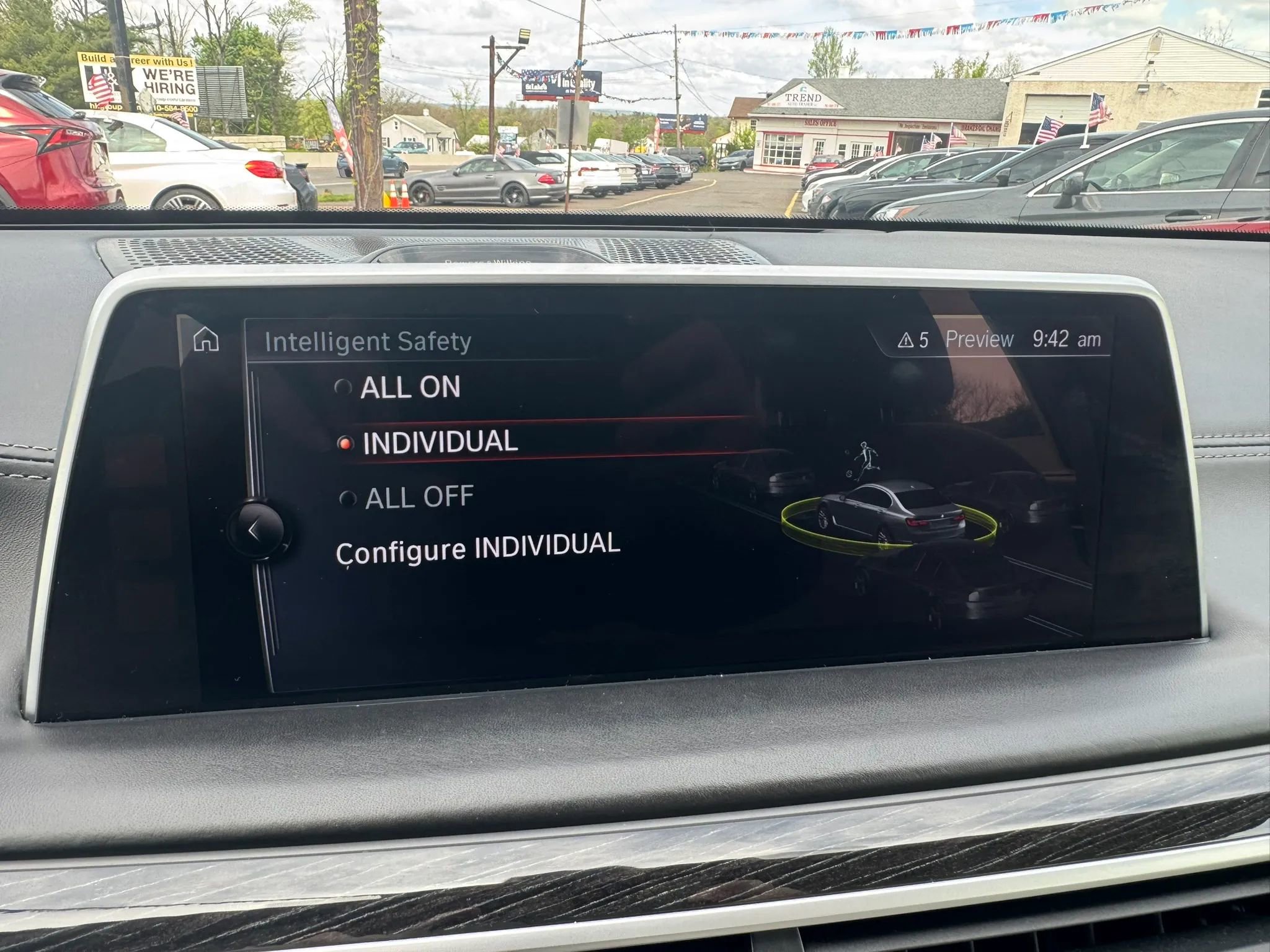 Used 2016 BMW 750i RWD image 37