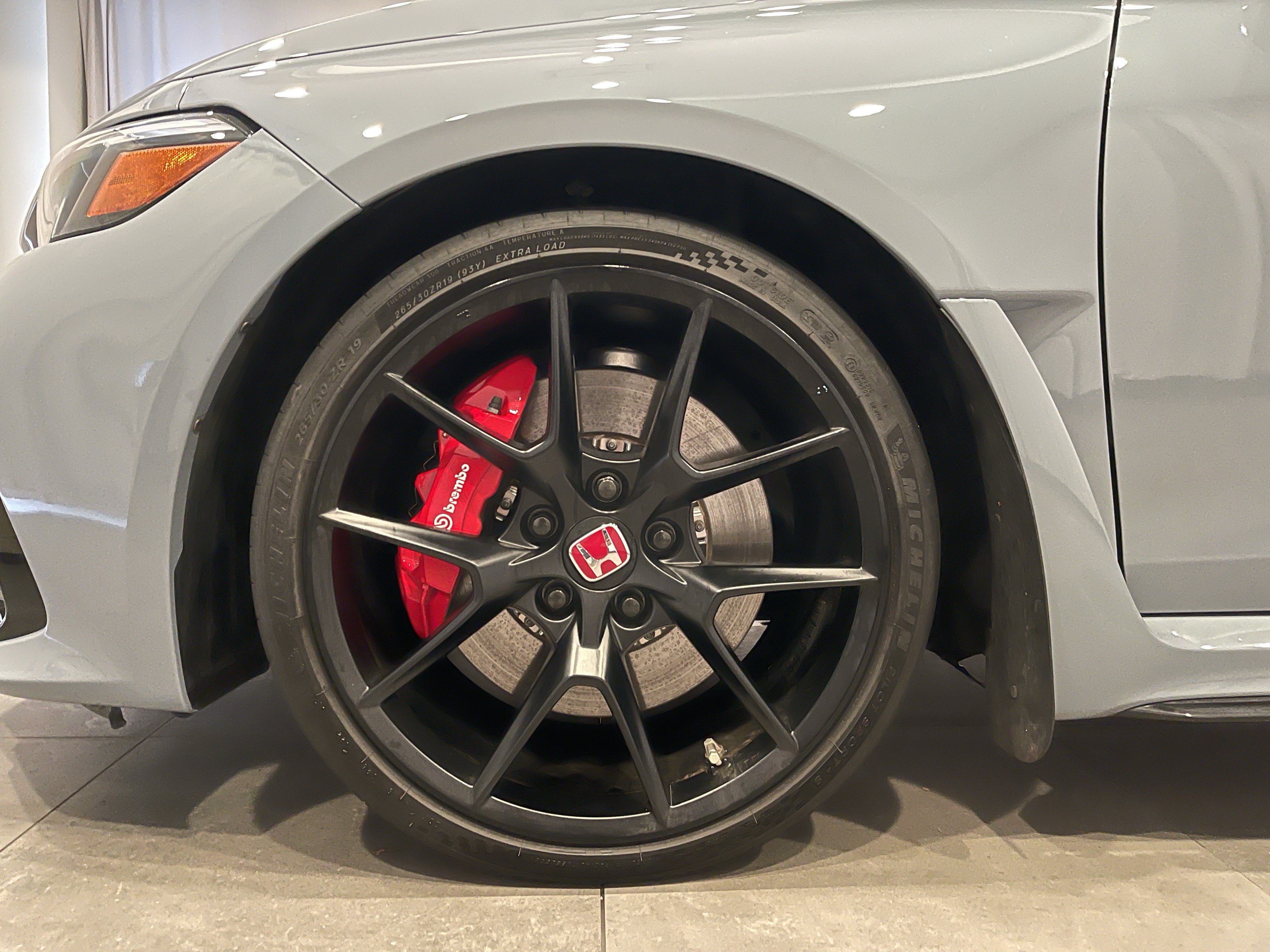 Used 2025 Honda Civic Type R image 7