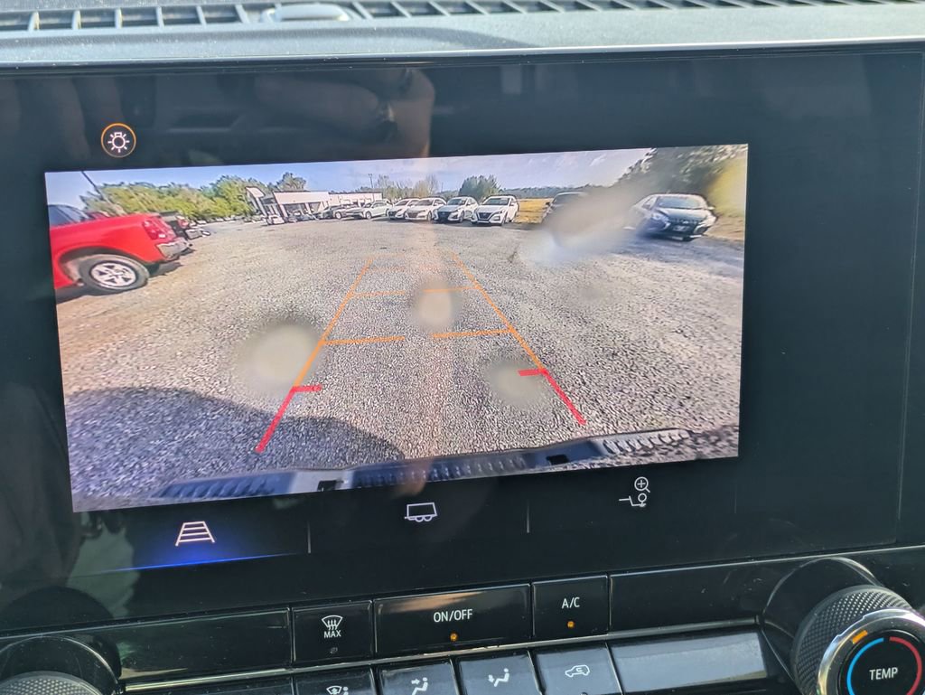 Used 2023 Chevrolet Colorado W/T image 20