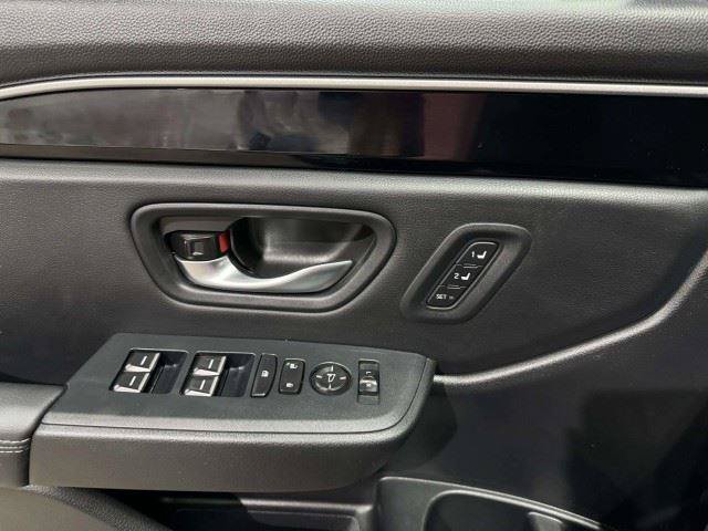 Used 2025 Honda Pilot EX-L image 22