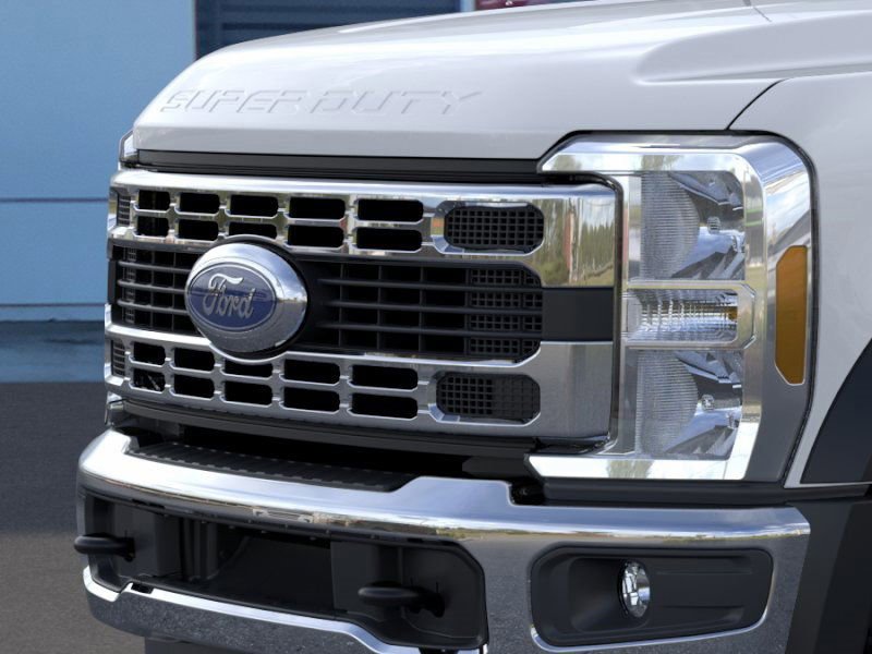 New 2026 Ford F550 4x4 Regular Cab Super Duty w/ XL Chrome Package image 17