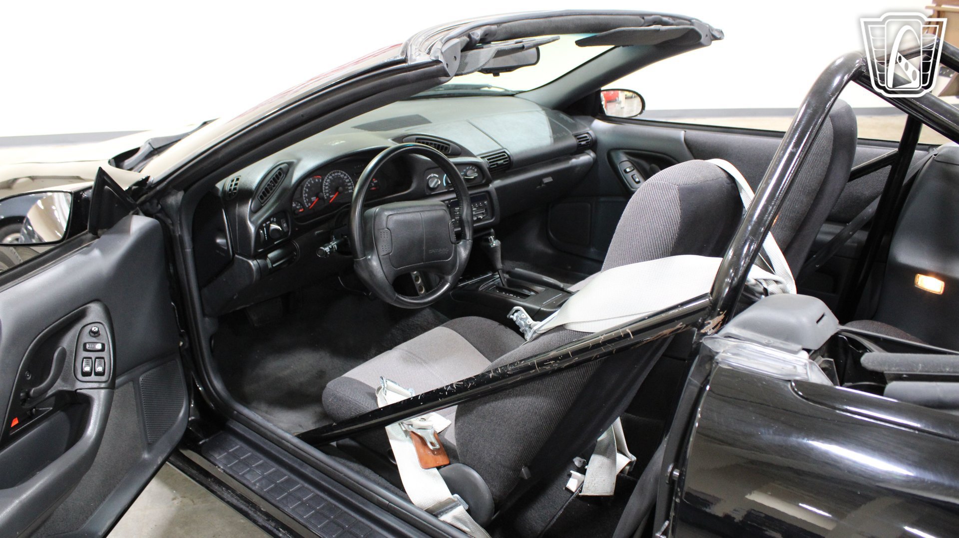 Used 1995 Chevrolet Camaro Z28 RWD image 11