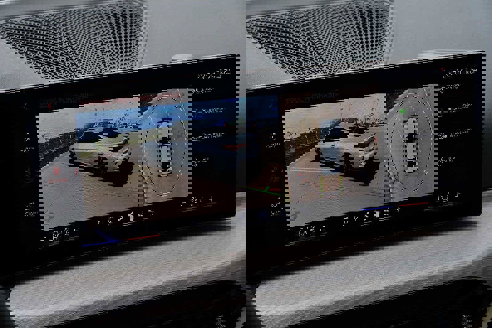 Used 2025 BMW 430i Coupe w/ M Sport Package image 14