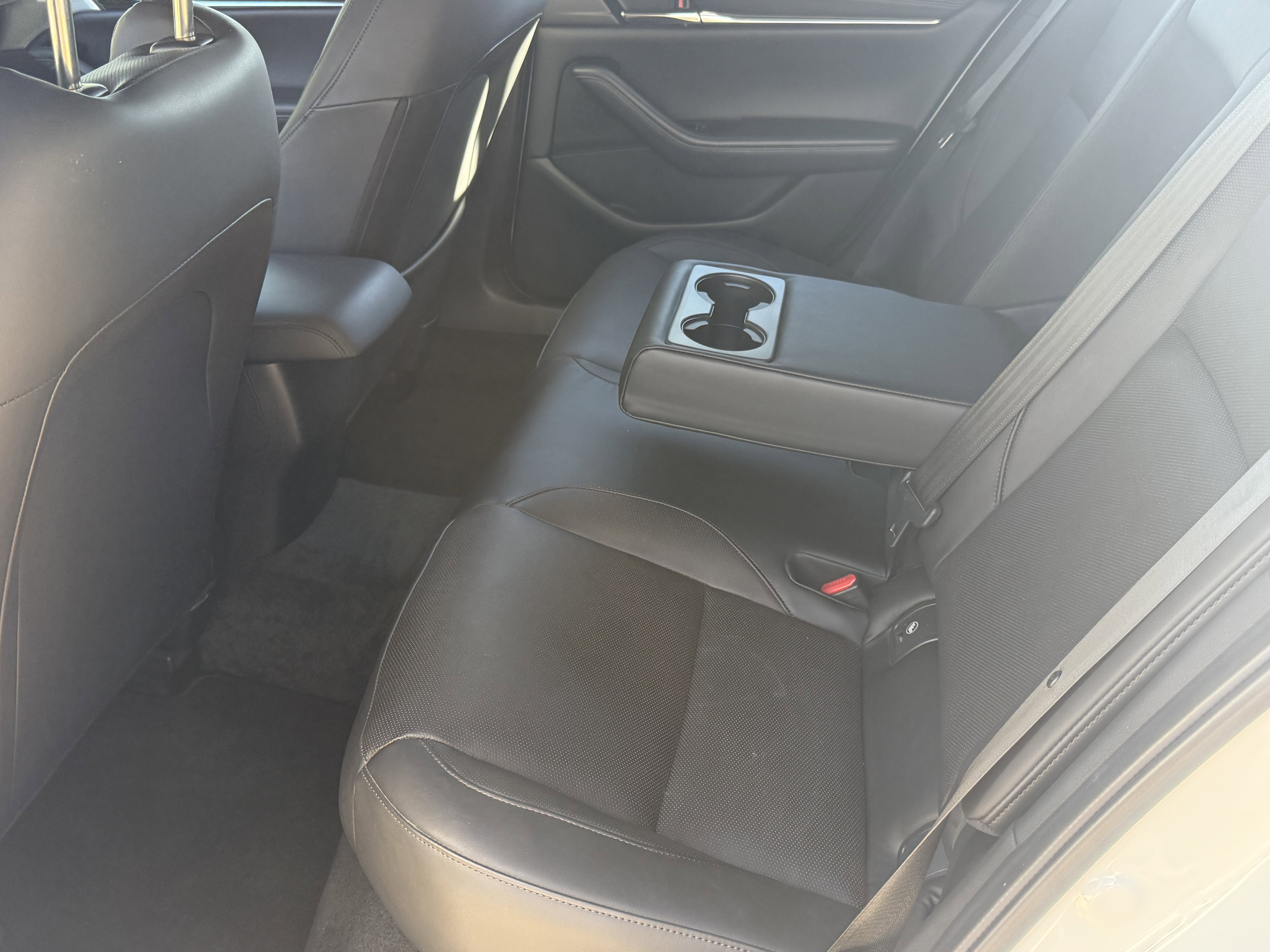 Used 2024 MAZDA MAZDA3 s FWD image 11