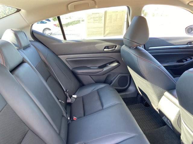 Used 2025 Nissan Altima 2.5 SR FWD image 28