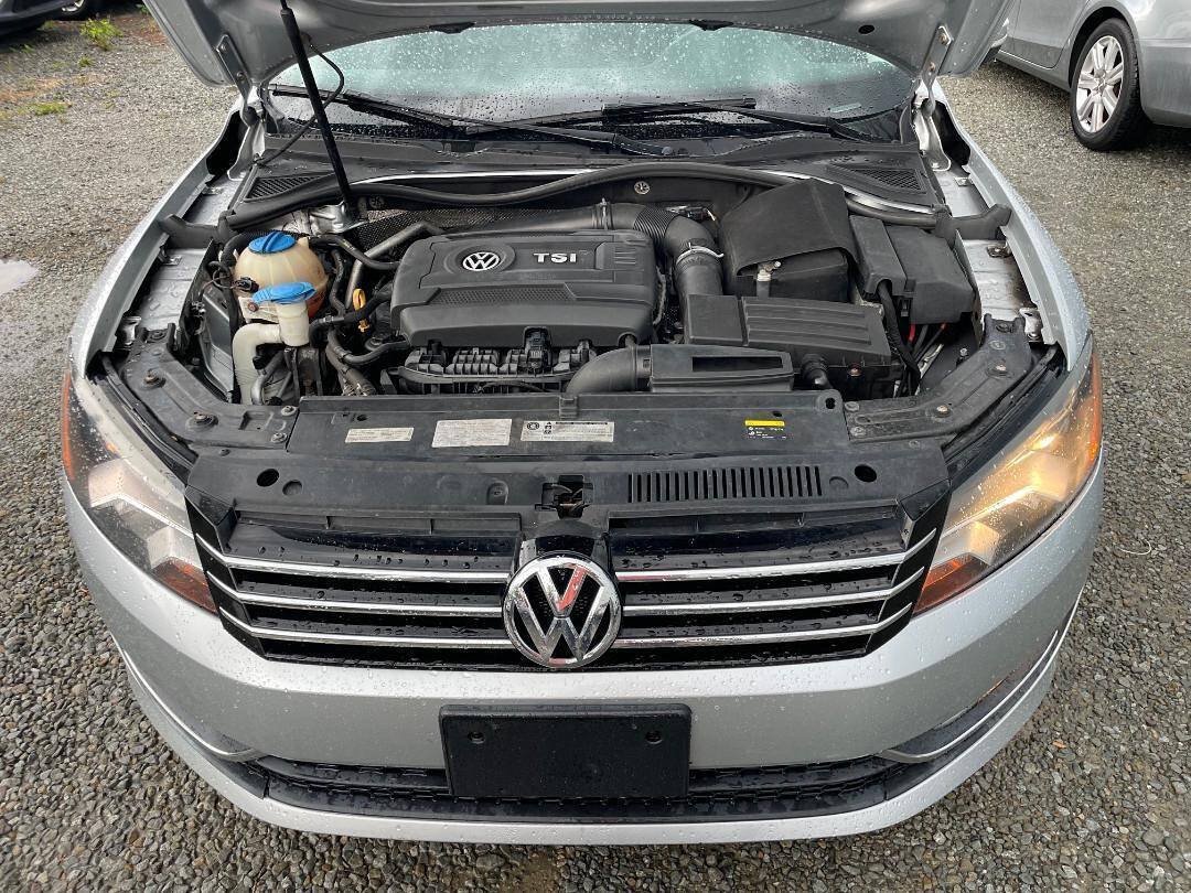 Used 2015 Volkswagen Passat 1.8T Limited Edition FWD image 25