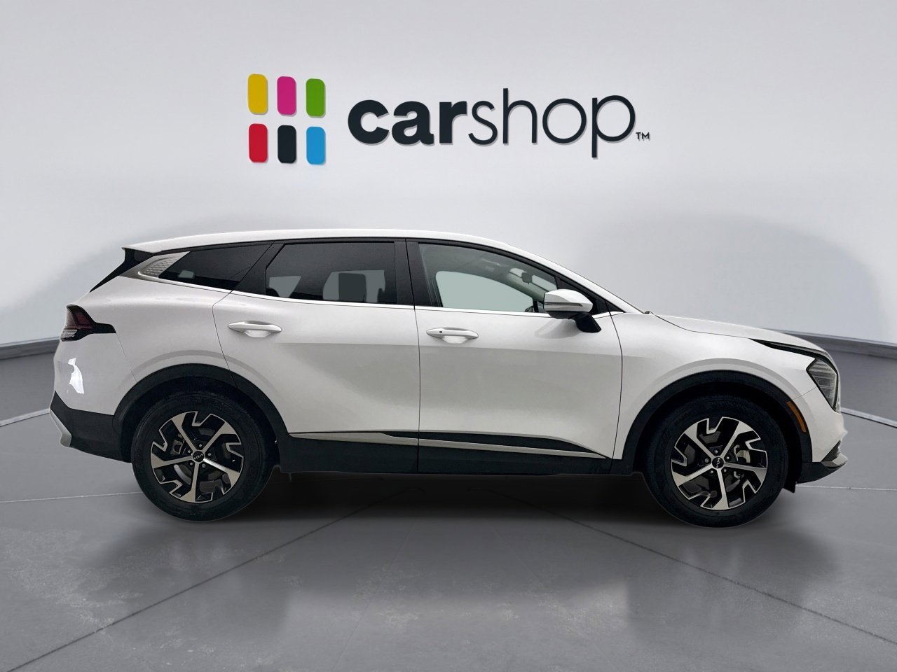 Used 2024 Kia Sportage EX image 6