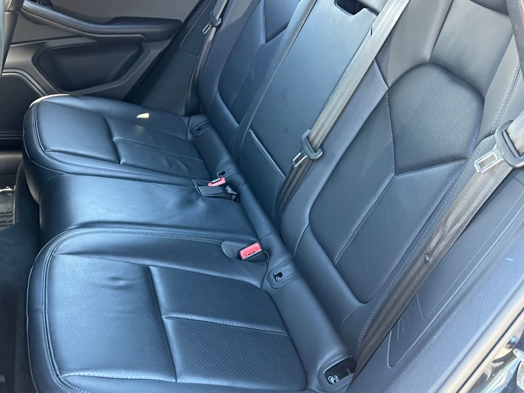 Used 2023 Porsche Macan S w/ Sport Chrono Package image 20