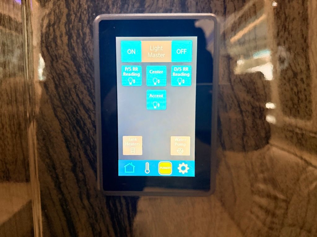 Used 2020 Mercedes-Benz Sprinter 3500 image 24