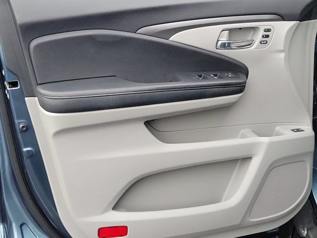 Used 2021 Honda Pilot Special Edition image 25