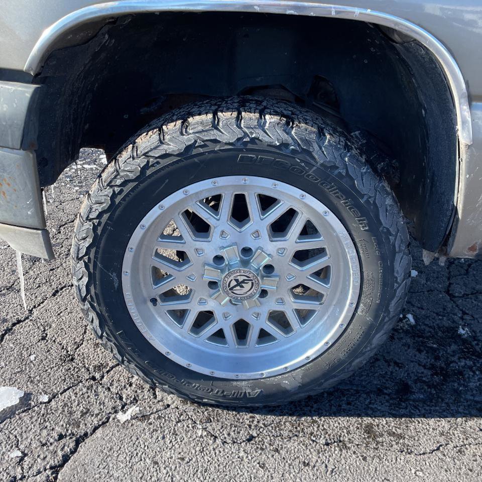 Used 2002 Chevrolet Silverado 1500 LT w/ Off-Road Chassis Pkg AWD/4WD image 28