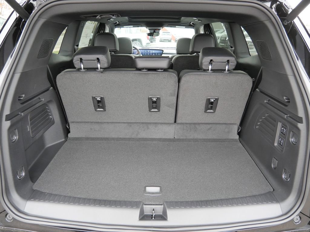 New 2026 Buick Enclave Sport Touring w/ Power Package AWD/4WD image 32