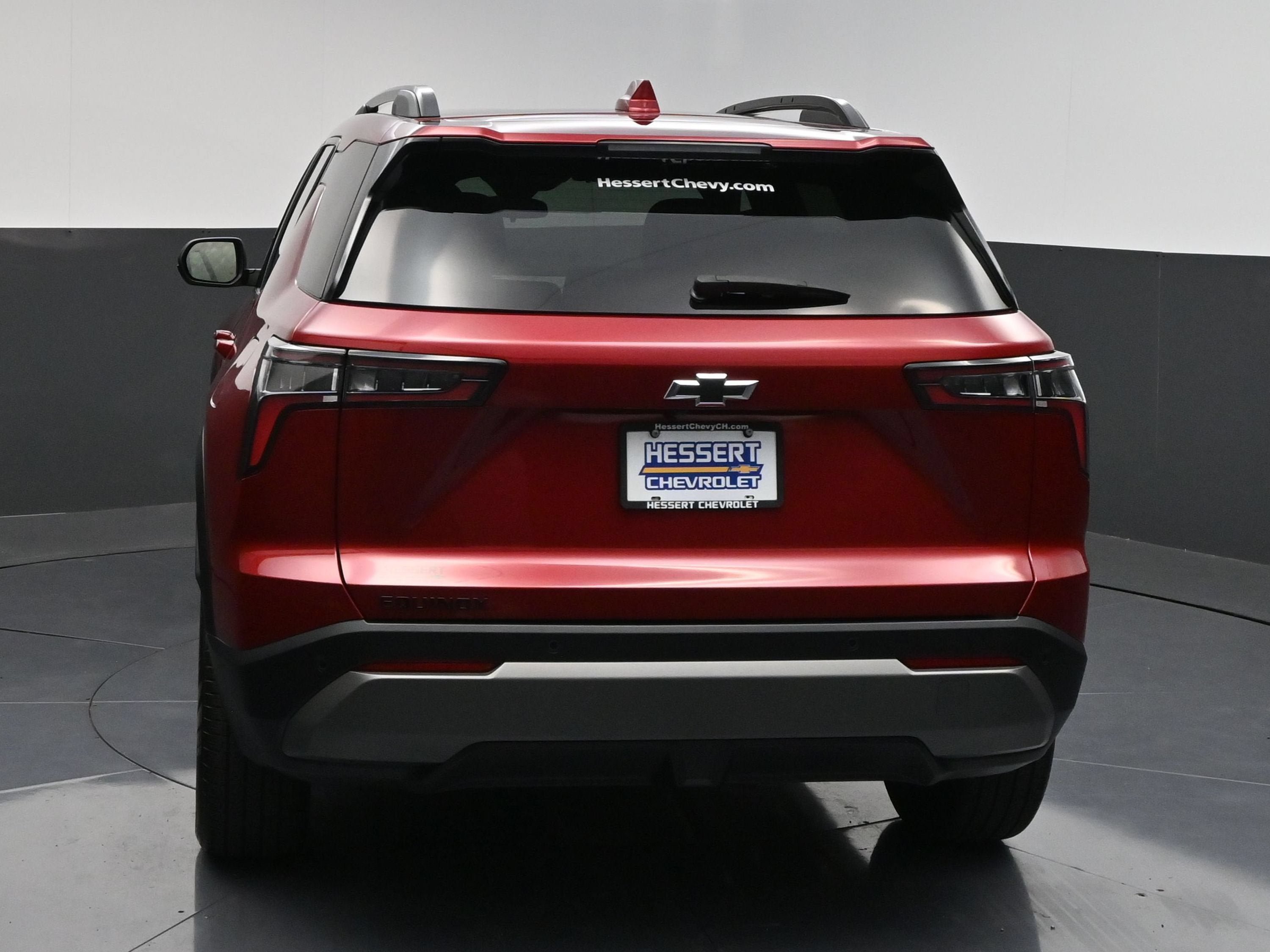 Used 2025 Chevrolet Equinox LT w/ Midnight Edition FWD image 6
