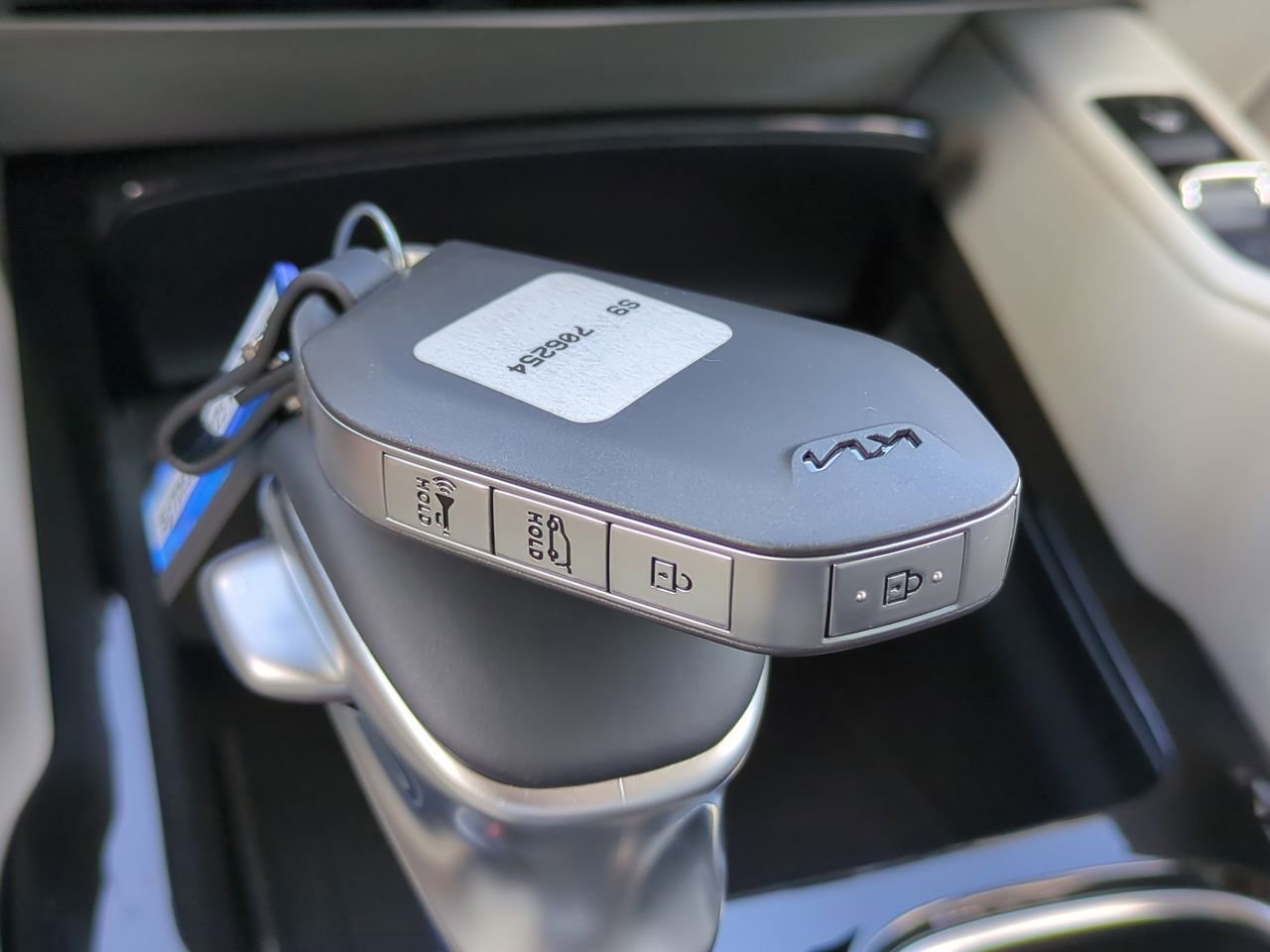 New 2025 Kia Telluride EX w/ EX Captain's Chair Package FWD image 30