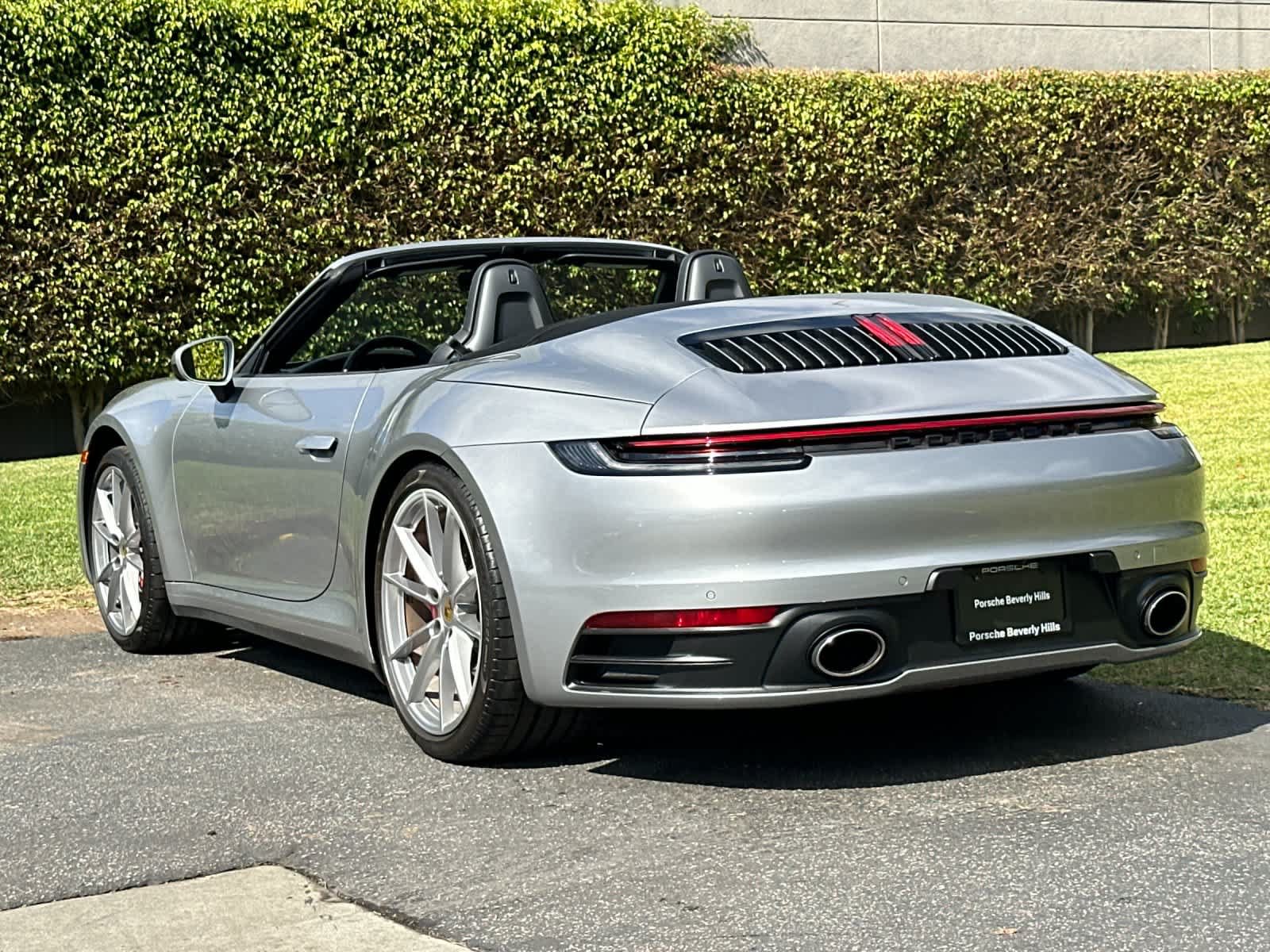 Certified 2020 Porsche 911 Carrera 4S AWD/4WD image 3