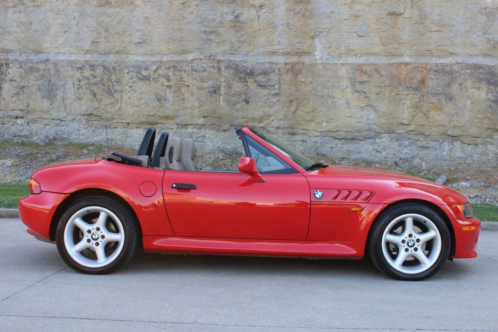 Used 1998 BMW Z3 2.8 RWD image 7