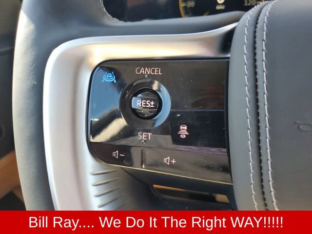 Used 2025 INFINITI QX80 Sensory image 18