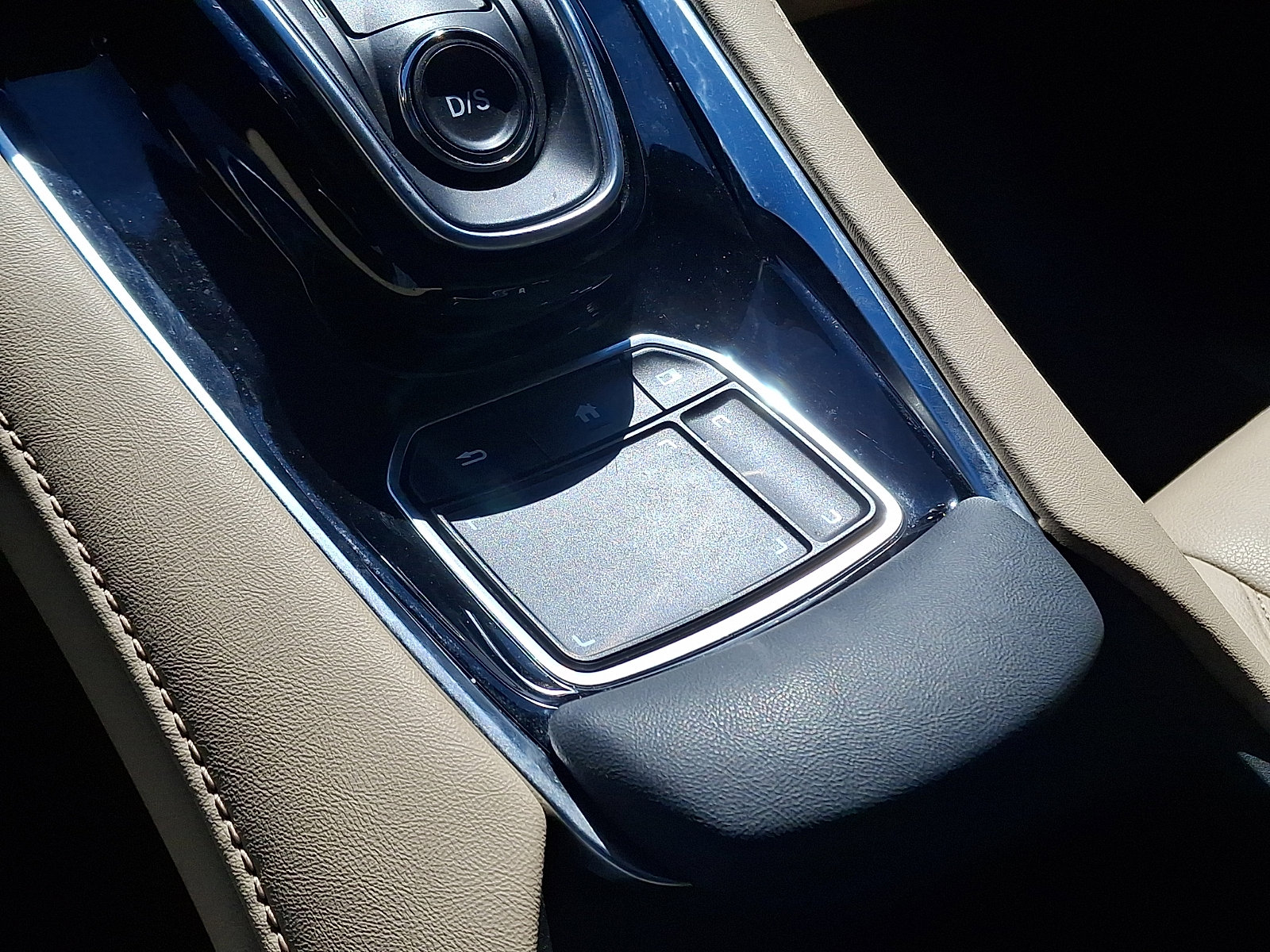 Used 2023 Acura RDX AWD image 25