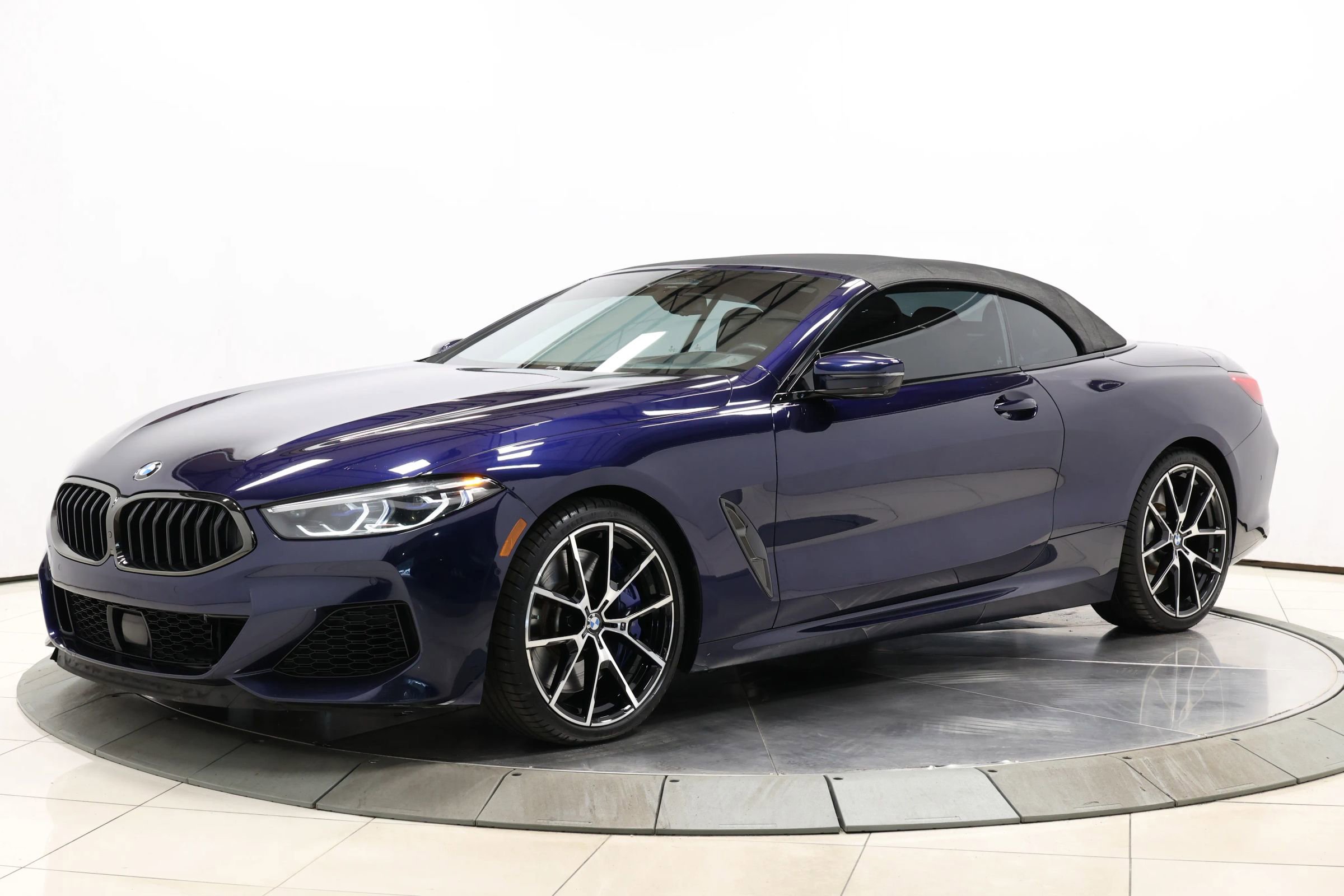 Used 2022 BMW M850i xDrive Convertible image 79