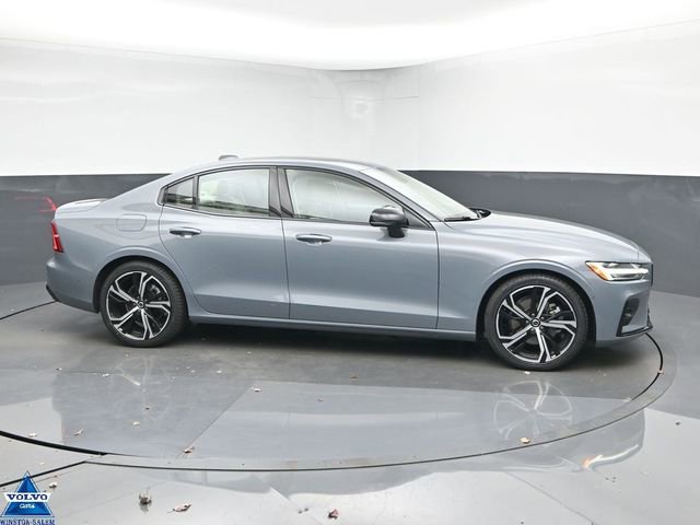 Used 2024 Volvo S60 B5 Ultimate image 1