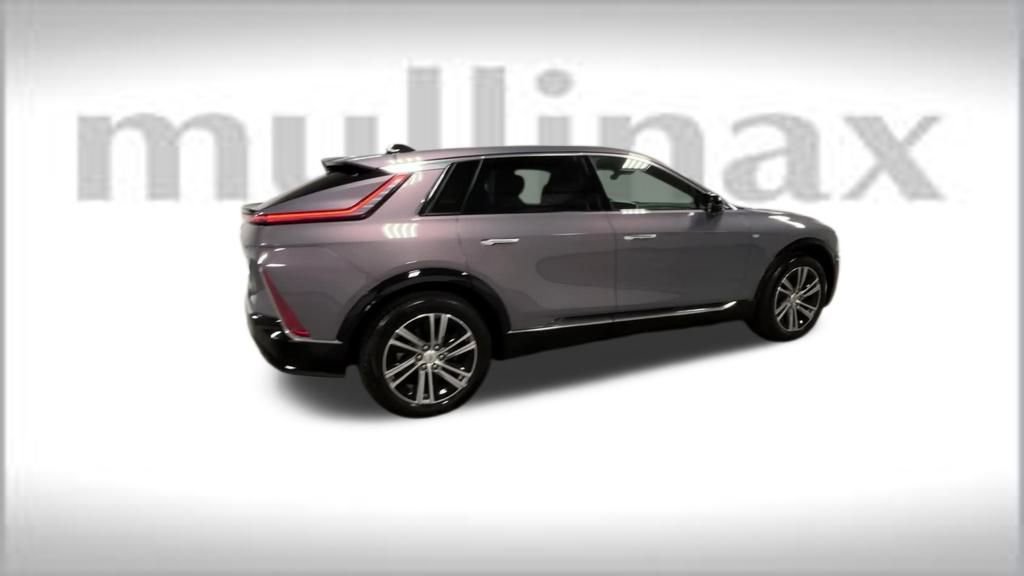 New 2026 Cadillac Lyriq Premium Luxury image 50