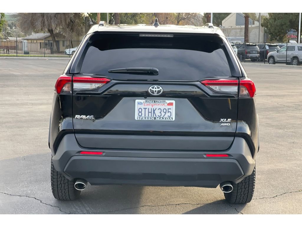 Used 2021 Toyota RAV4 XLE w/ Carpet Mat Package (TMS) image 5