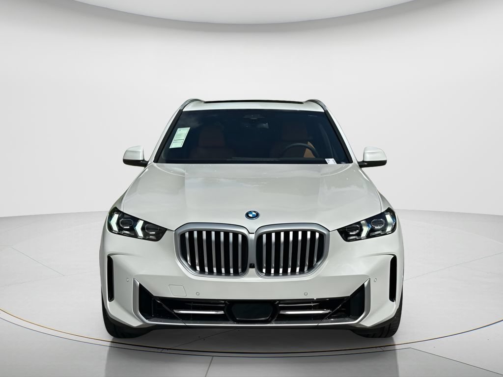 New 2026 BMW X5 xDrive50e AWD/4WD image 2