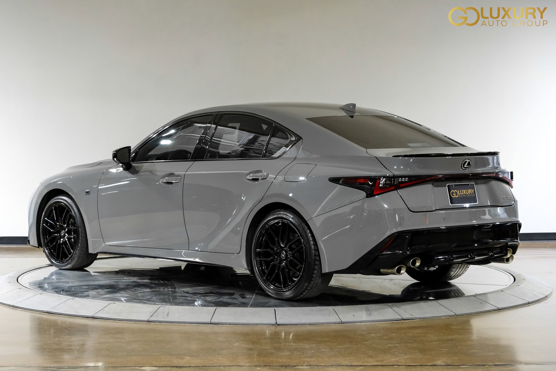 Used 2024 Lexus IS 500 image 12