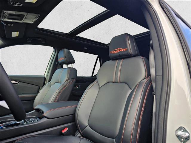 New 2025 Honda Pilot TrailSport image 17