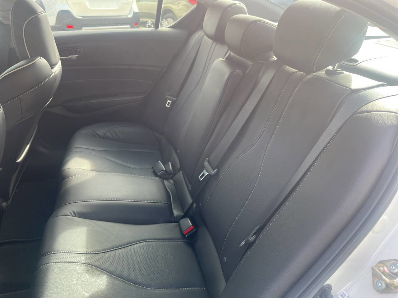 Used 2020 Acura ILX w/Premium 4dr Sedan Package image 12